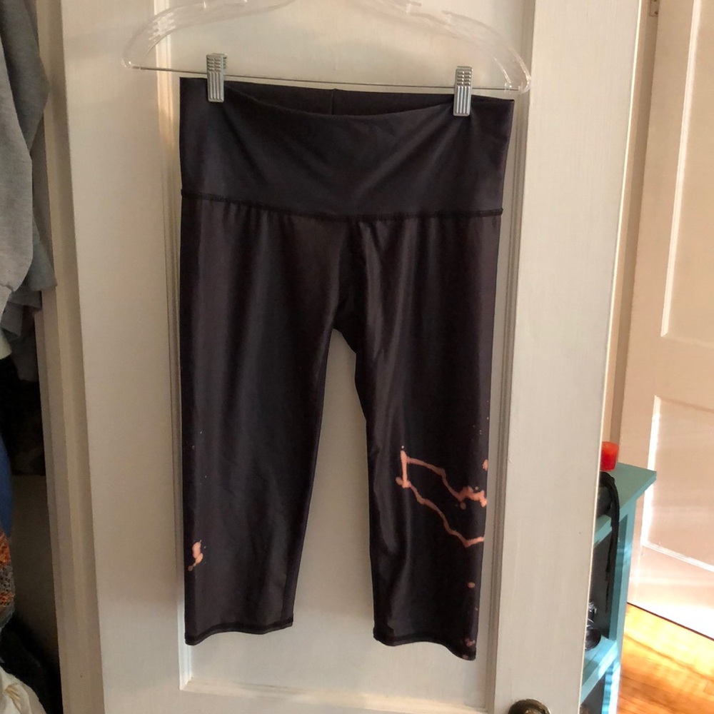 Teeki Yoga Capri Pants